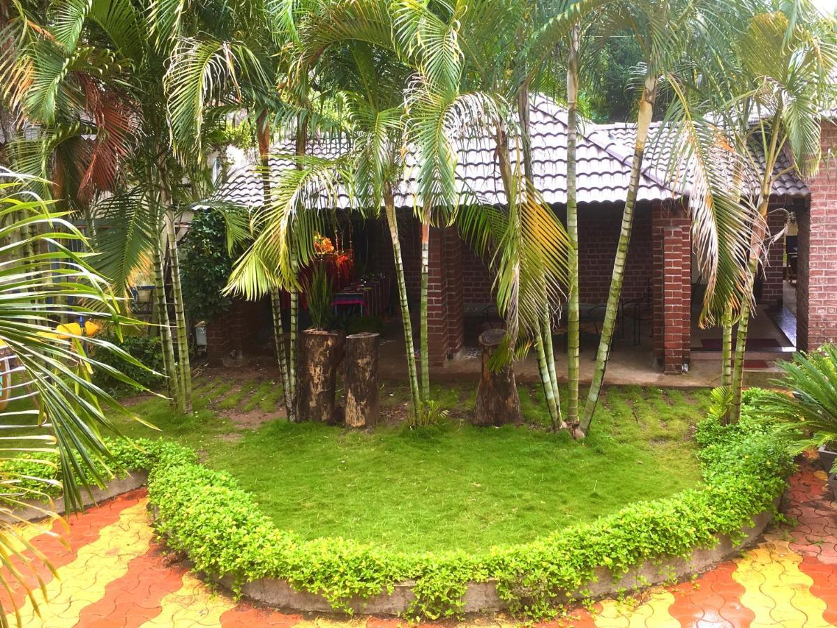 Anandvan Holiday Homes, Wai Zewnętrze zdjęcie