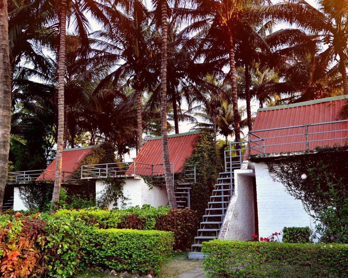 Anandvan Holiday Homes, Wai Zewnętrze zdjęcie