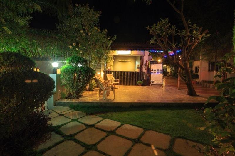Anandvan Holiday Homes, Wai Zewnętrze zdjęcie