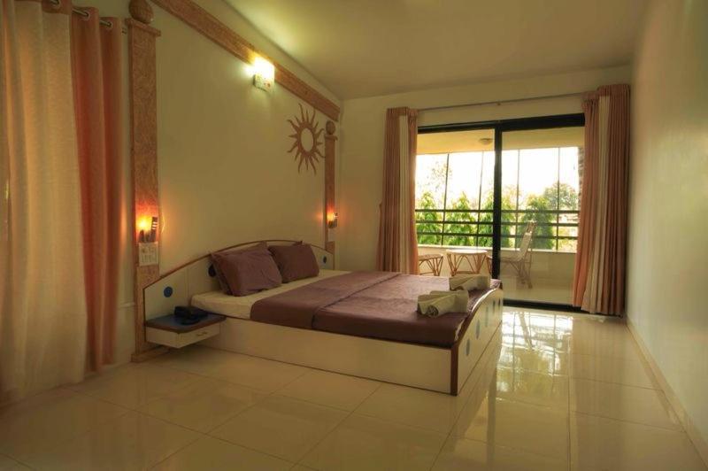 Anandvan Holiday Homes, Wai Zewnętrze zdjęcie